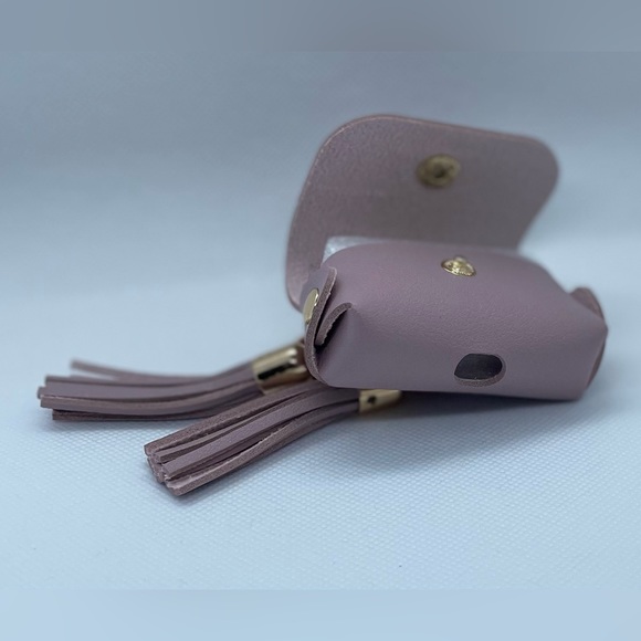 Faux Leather Purse AirPods Pro Case - Picture 13 of 13